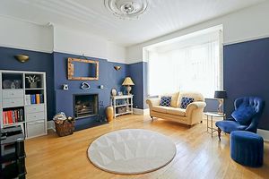 Living Room- click for photo gallery